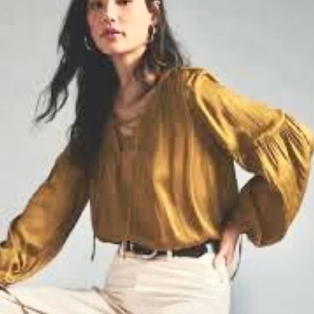 Rachel Zoe, Silky Soft, Pull-On, Rich Yellow-
Gold, Blouse, Size L